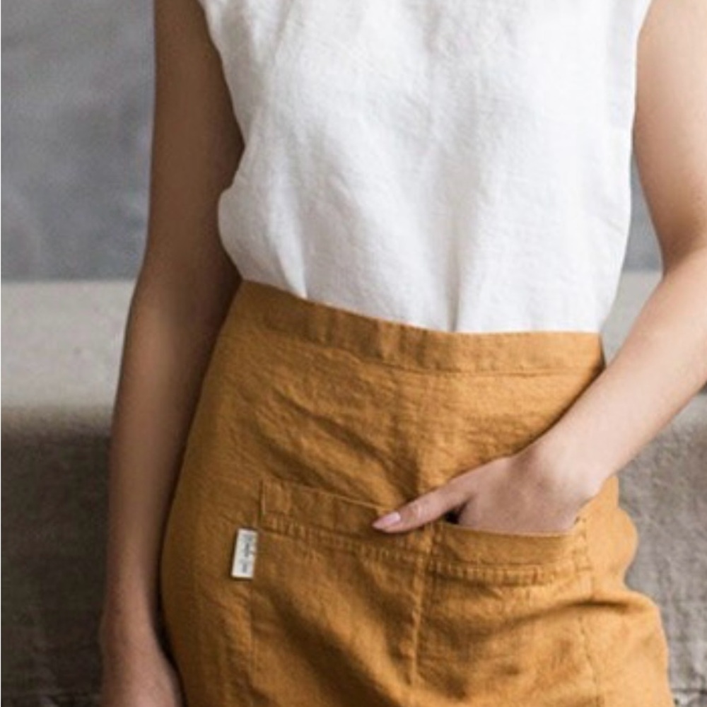 cafe linen apron w front pocket
